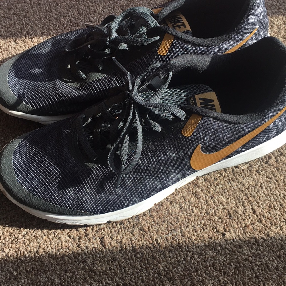 Nike shoes